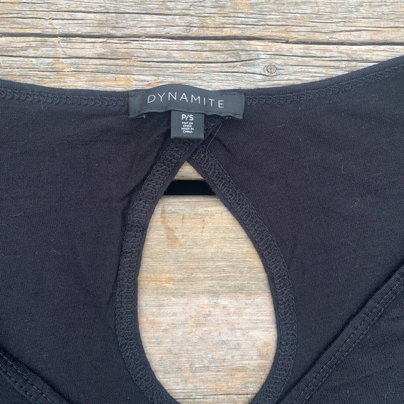 💙 Dynamite Black Keyhole Back Short Sleeve Tee - Size P/S - Picture 3 of 6